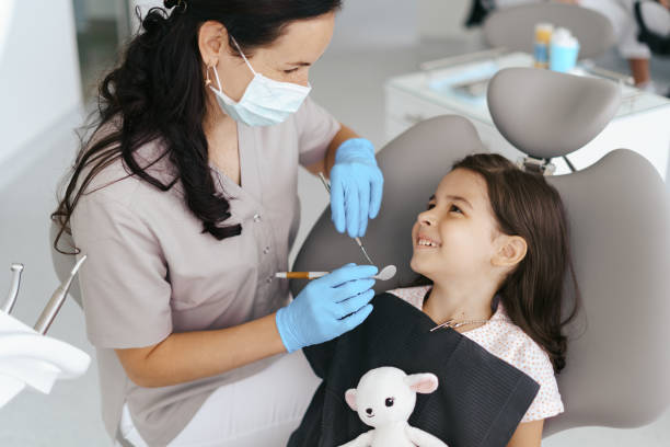 Best Emergency Broken Tooth Repair in Kenneth City, FL